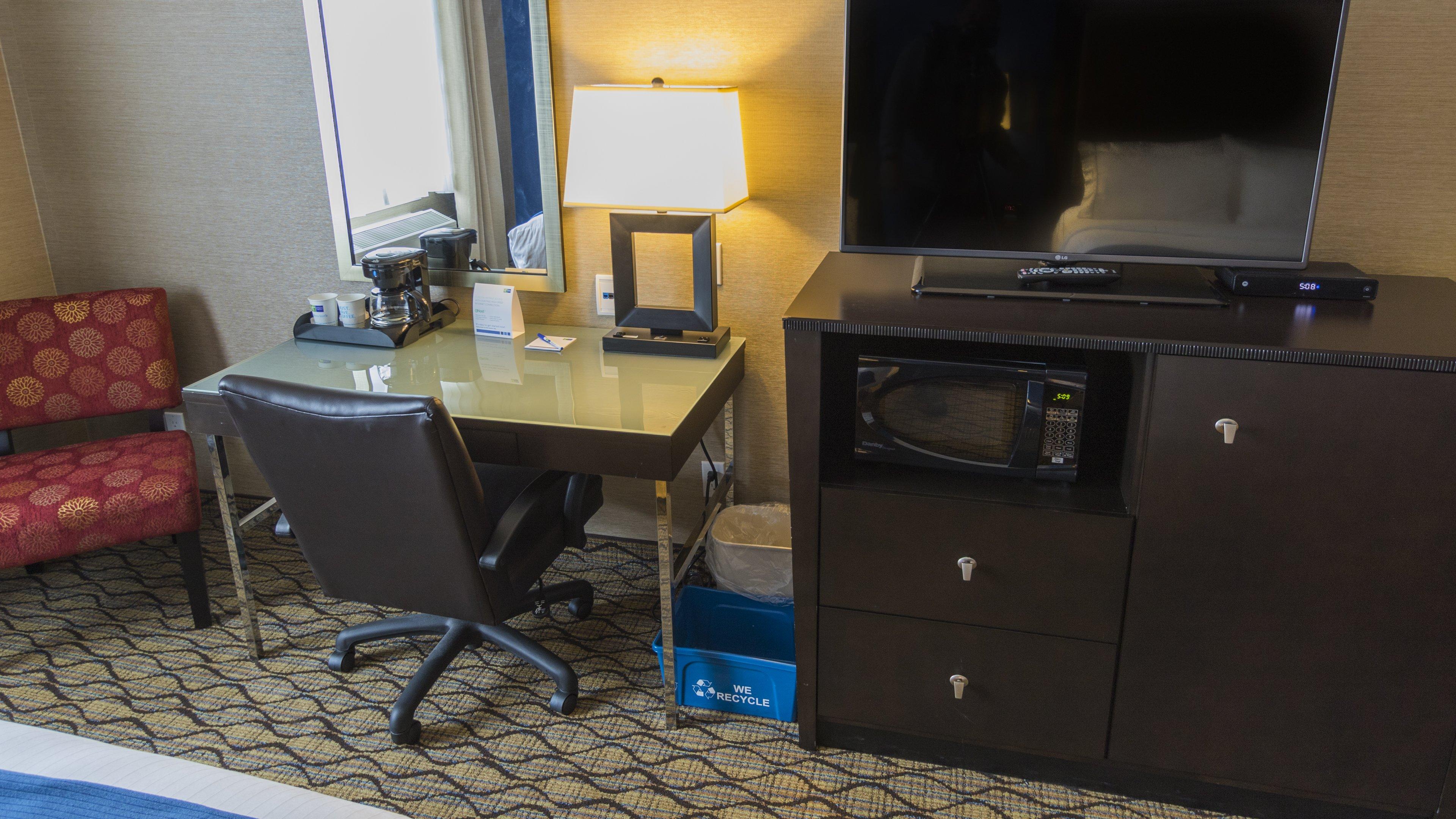 Holiday Inn Express Thunder Bay By Ihg Bagian luar foto