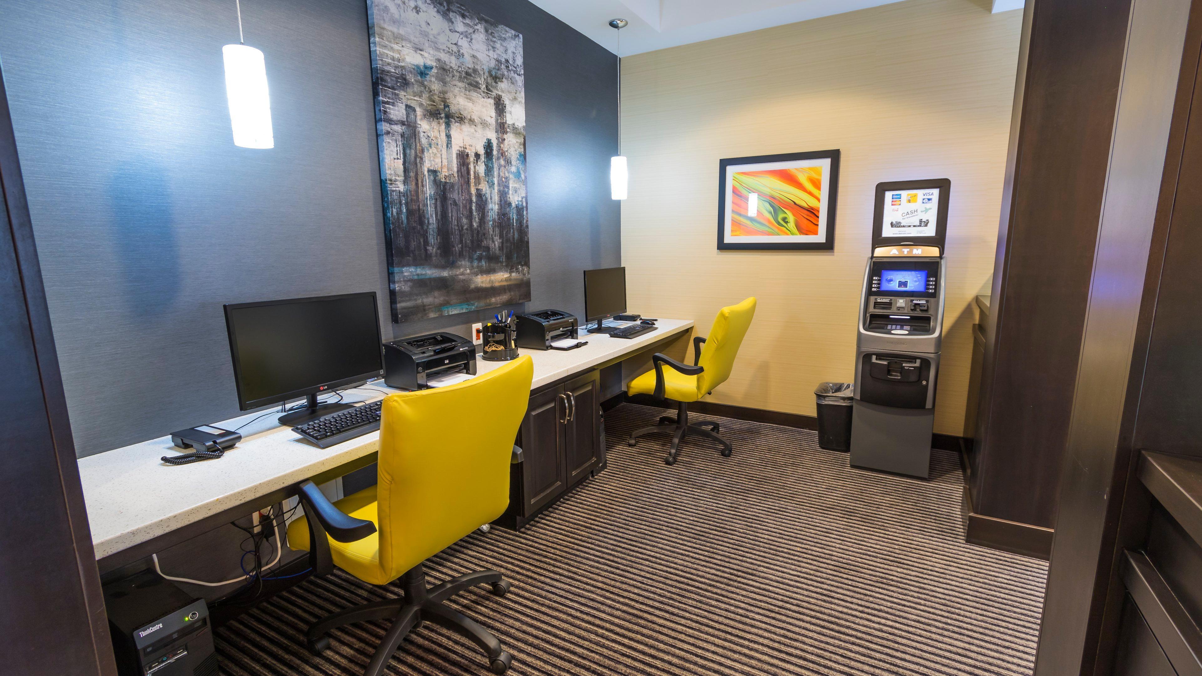 Holiday Inn Express Thunder Bay By Ihg Bagian luar foto
